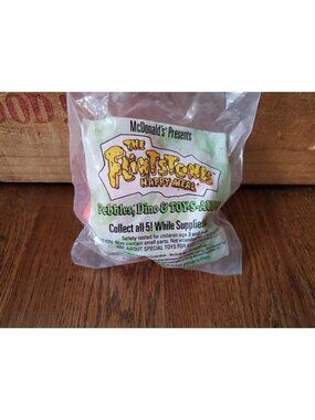 NEW McDonalds Happy Meal Flintstones Happy Meal Toy  Pebbles, Dino & TOY-S-AURUS